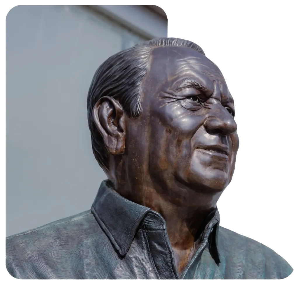 Mario Bravo, fundador del Grupo Mario Bravo